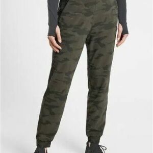 Athleta Brooklyn Camo Textured Jogger 8